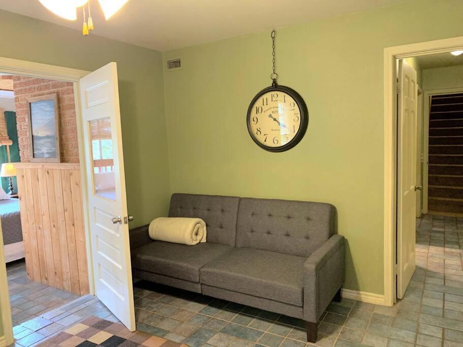 The River Haven - Sleeps 32 - On Guadalupe River سيغوين المظهر الخارجي الصورة