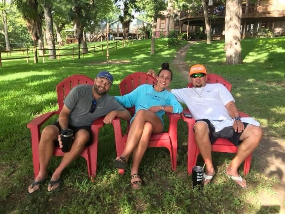 The River Haven - Sleeps 32 - On Guadalupe River سيغوين المظهر الخارجي الصورة