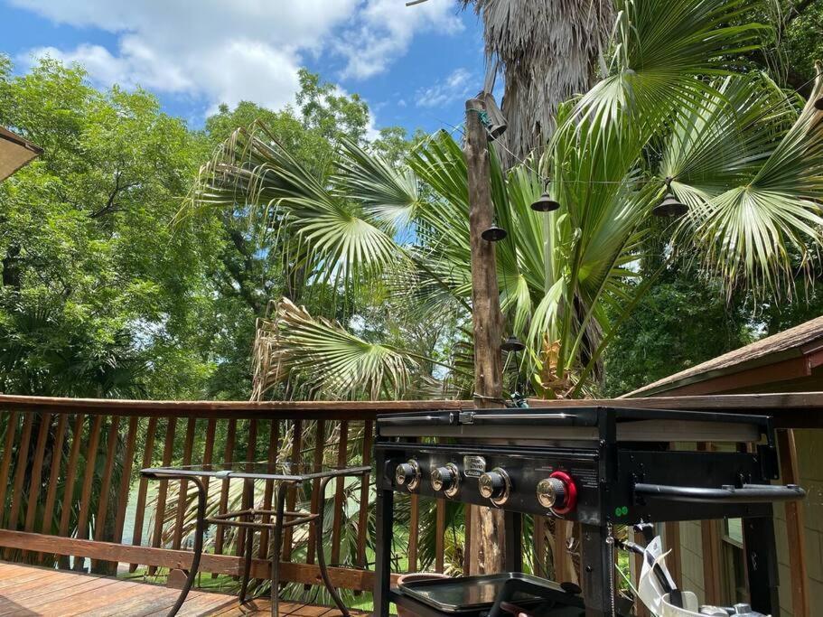 The River Haven - Sleeps 32 - On Guadalupe River سيغوين المظهر الخارجي الصورة